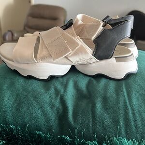 Sorel Kinect impact sports woman sandals